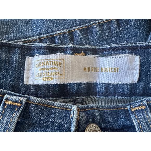Levi Strauss Mid Rise Bootcut Women's W27 L30 Blue Jeans Cotton Blend Stretch - Picture 3 of 7